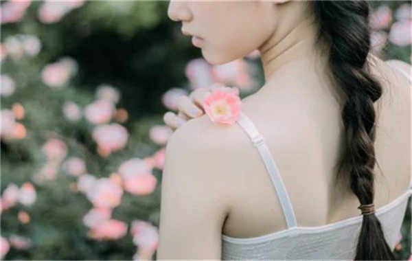 桦川香港胎儿多大能鉴定性别(香港抽血验男女预约)